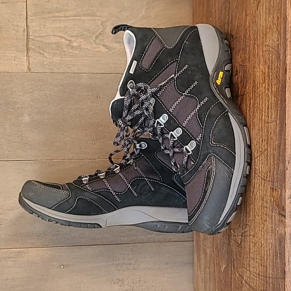 EUC Dansko Paxton Hiking Shoes Women's sz 40/9 US Black Ankle Support Boot - Picture 1 of 10